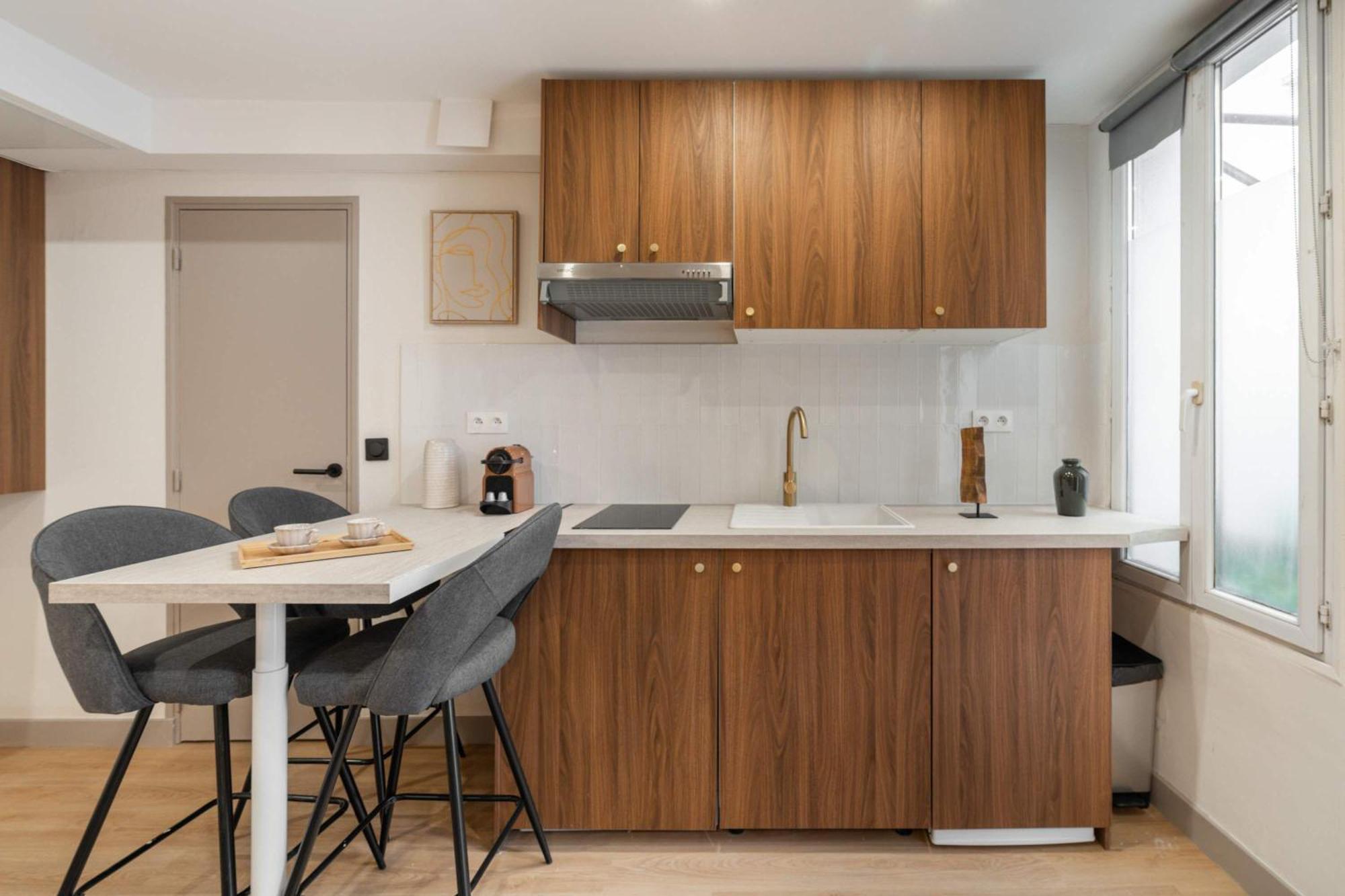 For 4 People Near Montparnasse Appartement *