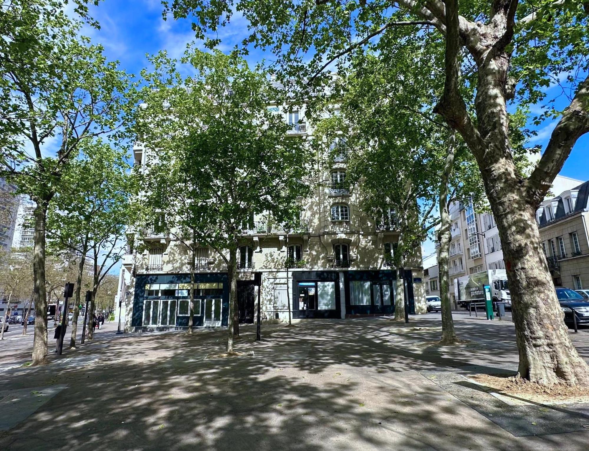 For 4 People Near Montparnasse * Parijs